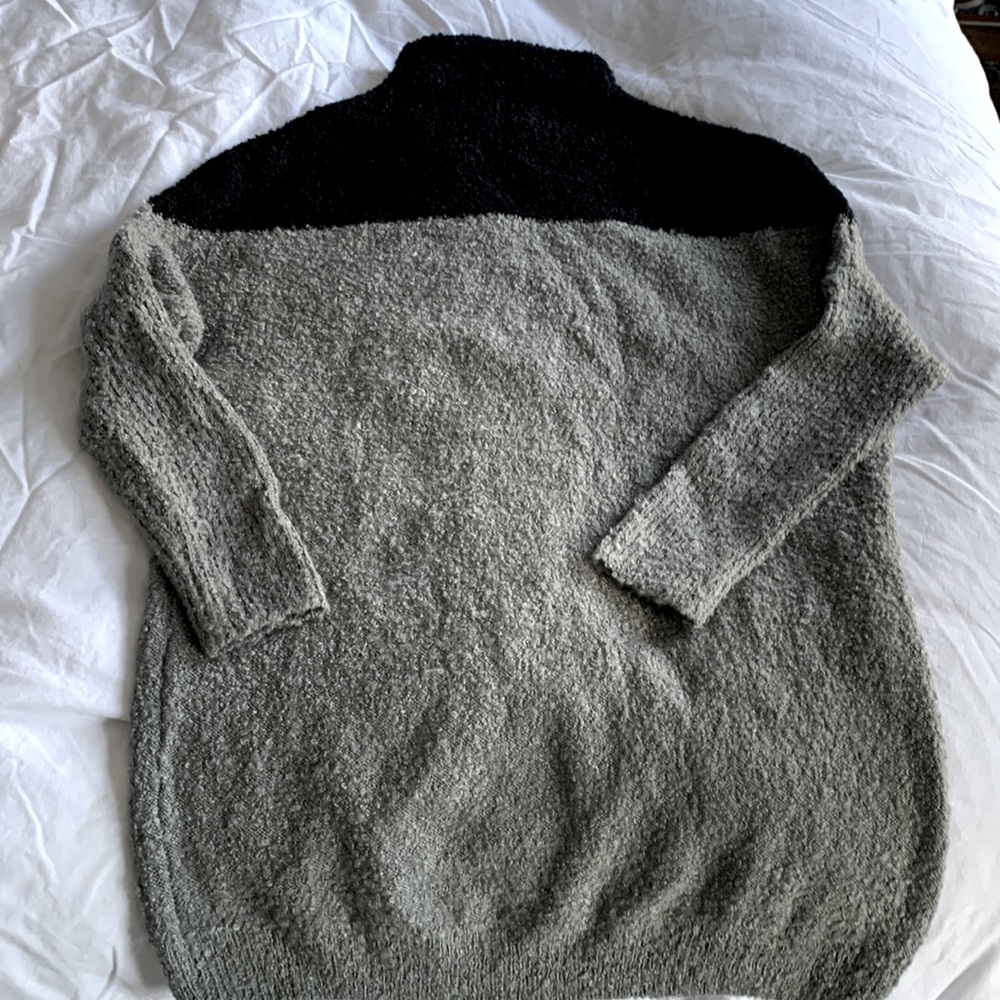 Tunic sweater with turtleneck